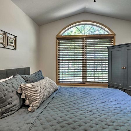 Upscale Family Cottage Less Than 1 Mi To Higgins Lake Roscommon 외부 사진